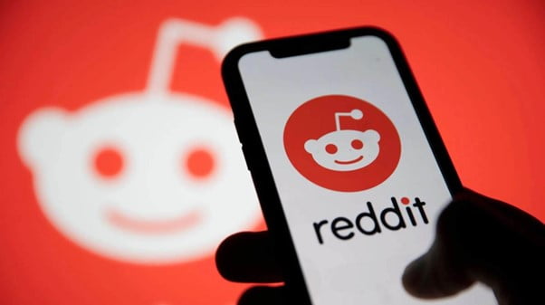 Cuoc khung hoang Reddit va su phan doi cua cong dong