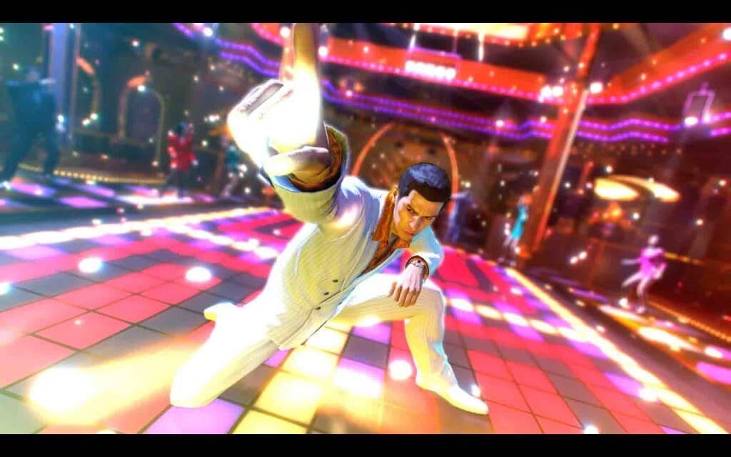  Yakuza 0 - Kazuma Kiryu tạo dáng nhảy múa ấn tượng trên sàn nhảy đầy màu sắc.