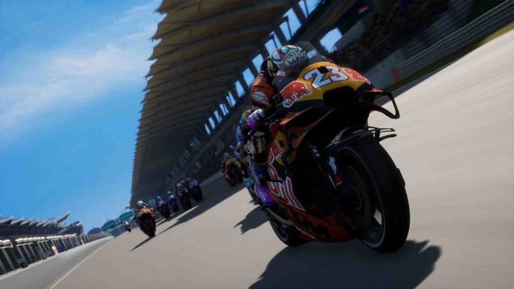 Pha vượt mặt ngoạn mục trong MotoGP 25 Tay đua vượt qua đối thủ trong MotoGP 25