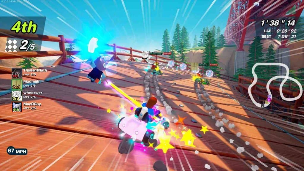 "Hoạt động cộng đồng sôi động tại Plaza trong Tower Unite" "Hoạt động cộng đồng sôi động tại Plaza trong Tower Unite"