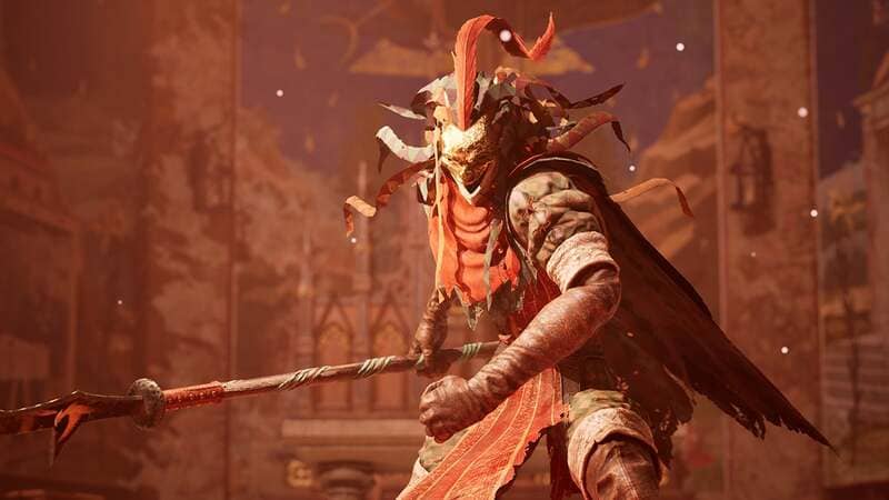 Enotria The Last Song Gameplay - Đối mặt với kẻ thù Cận cảnh kẻ thù trong Enotria The Last Song, một chiến binh với mặt nạ sừng và vũ khí dài.