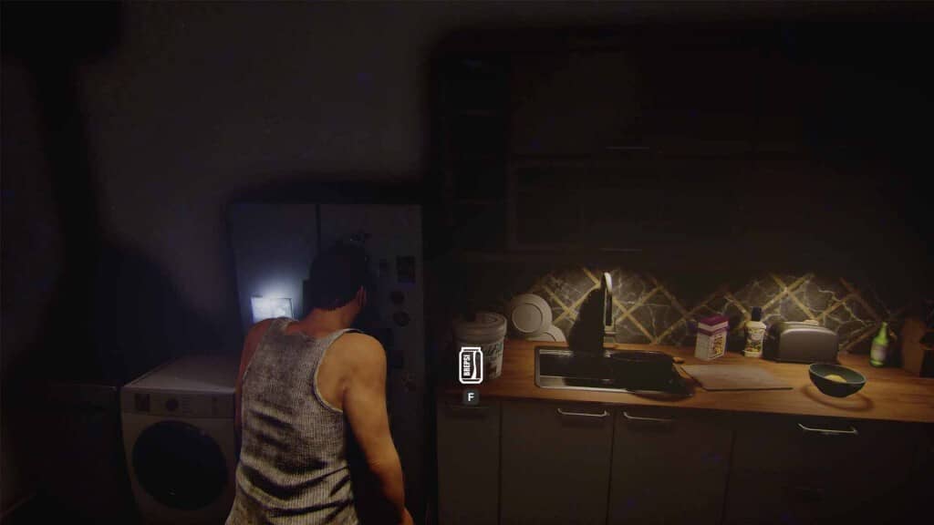DEN PAIN: Hé lộ cuộc sống đời thường và những bí mật ẩn giấu trong căn hộ. DEN PAIN gameplay: nhân vật nam chính trong trang phục áo ba lỗ đứng trước tủ lạnh.