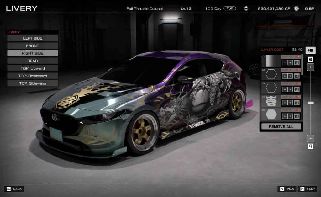Tùy chỉnh xe cực đỉnh với hệ thống Livery trong Tokyo Xtreme Racer. Tokyo Xtreme Racer, giao diện tùy chỉnh Livery với chiếc xe Mazda 3 được trang trí hình rồng.