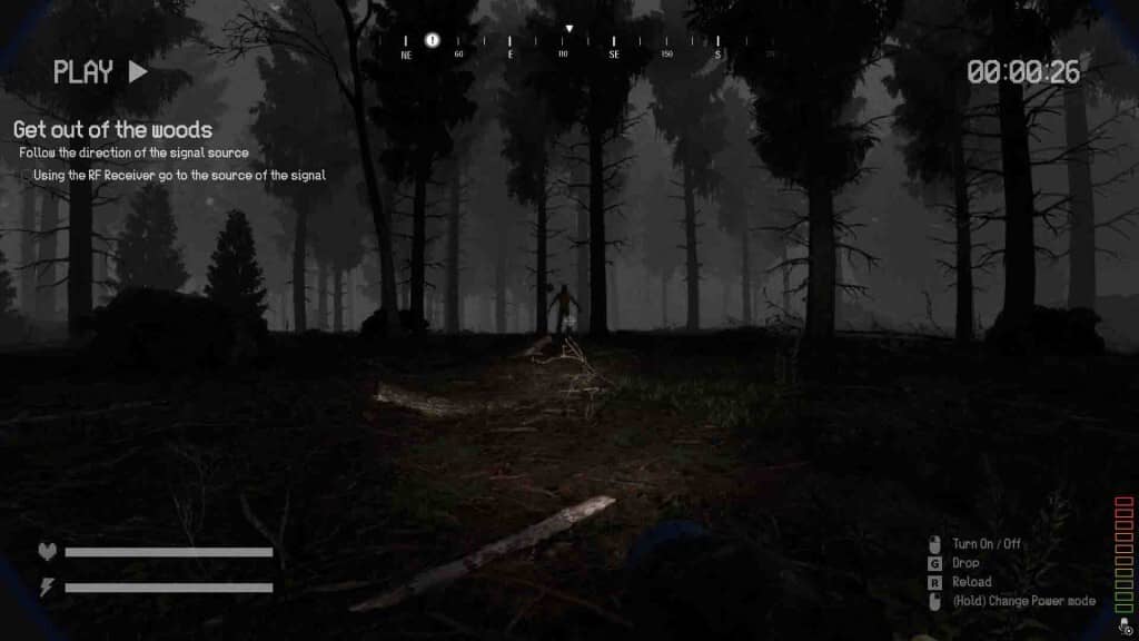 BodyRecords gameplay ngoài trời sương mù, nhân vật đồ bảo hộ, quái vật gầy