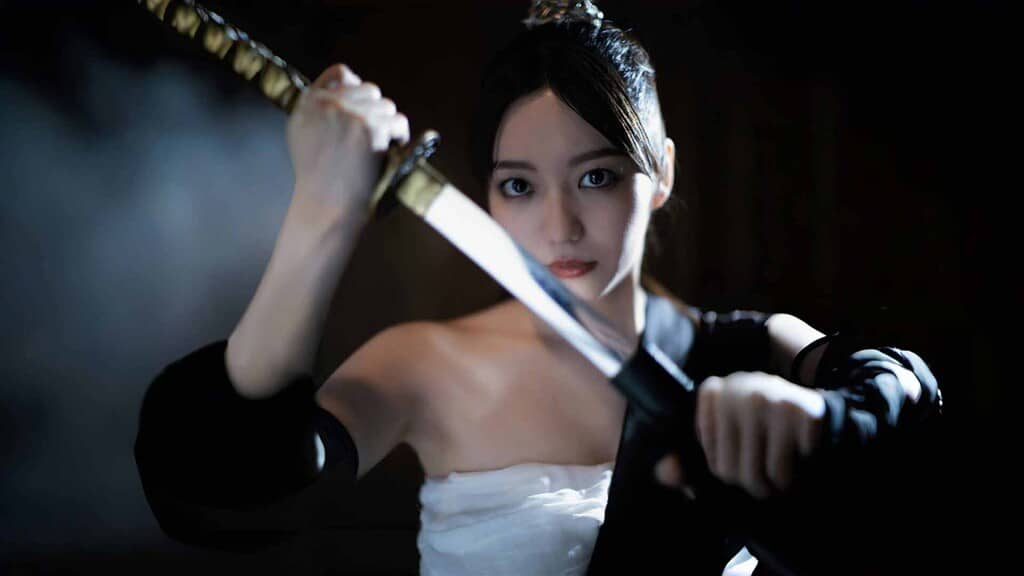 Ảnh gameplay Refate Echoes of Desire - Cảnh hành động Nhân vật Refate Echoes of Desire trong trang phục chiến đấu và Katana