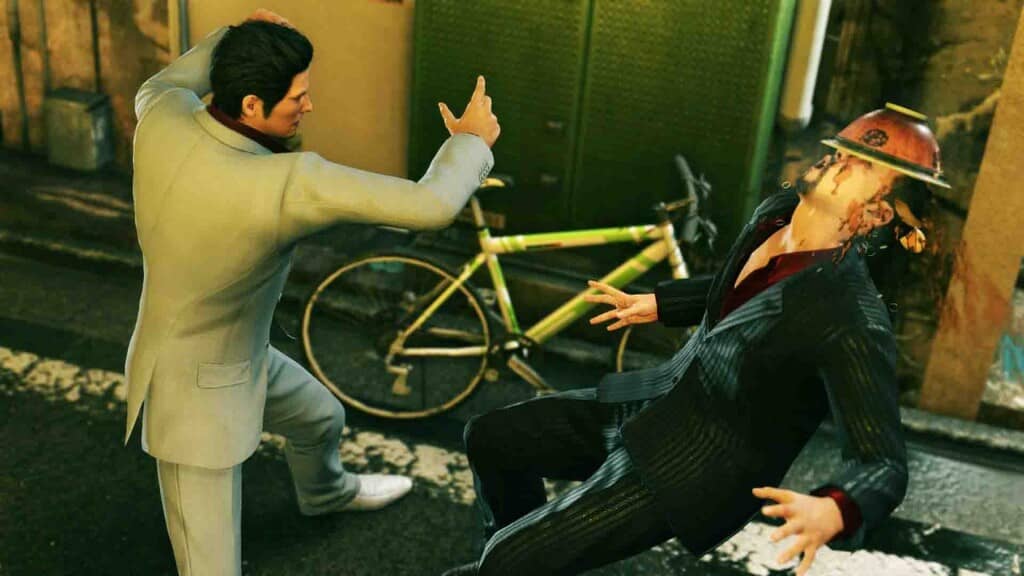 Yakuza Kiwami 2 Combat Bike Kiryu Kazuma đánh gục đối thủ trên đường phố Kamurocho