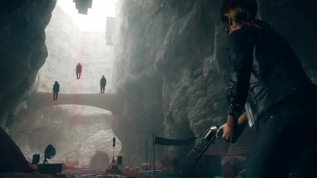 Bối cảnh hang động kỳ bí và thực thể Hiss trong bản mở rộng Control Khám phá khu vực The Foundation với các thực thể bay lơ lửng trong Control