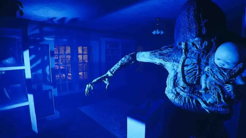 Quái vật bế trẻ sơ sinh trong game kinh dị Obey the Voice