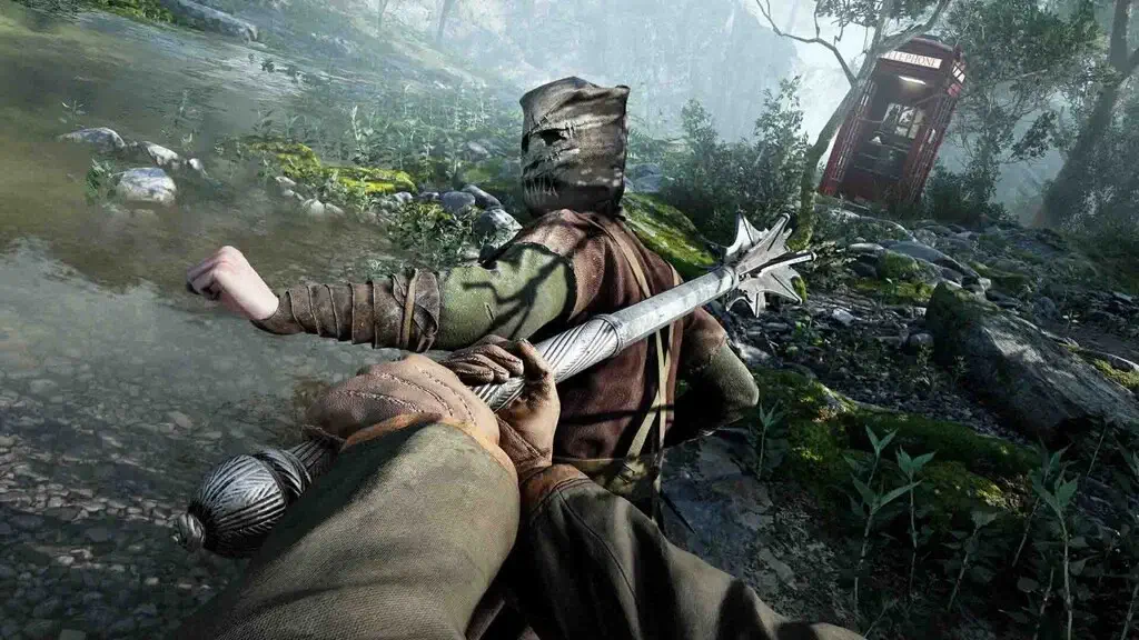 Góc nhìn thứ nhất nhân vật chính cầm vũ khí cận chiến Atomfall đối đầu kẻ thù đeo mặt nạ.